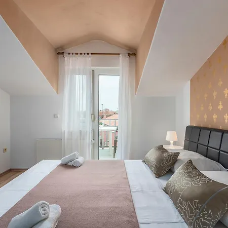 Apartment Gemuetliches In Mit Grill Funtana